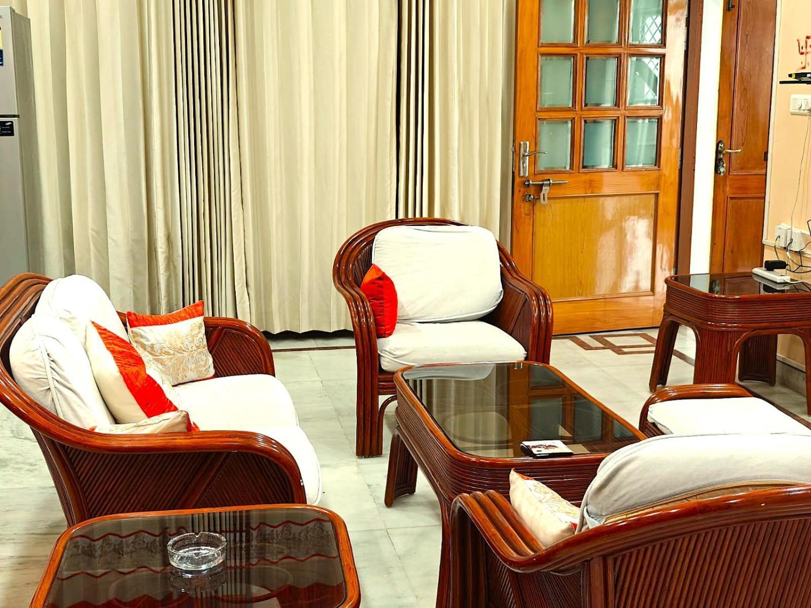 Fully Furnished Ish, Atithya Homestay With Various Amenities And Free Services In Lucknow, India Exterior foto